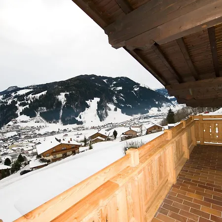 Konukevi Panorama 3*